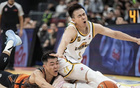 青島17分大勝，遼籃失利揭秘，王牌受挫，楊鳴衛(wèi)冕受阻