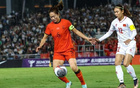 中國女足奪冠，米利西奇依賴?yán)蠈ⅰ?> </a>
                  <div   id=