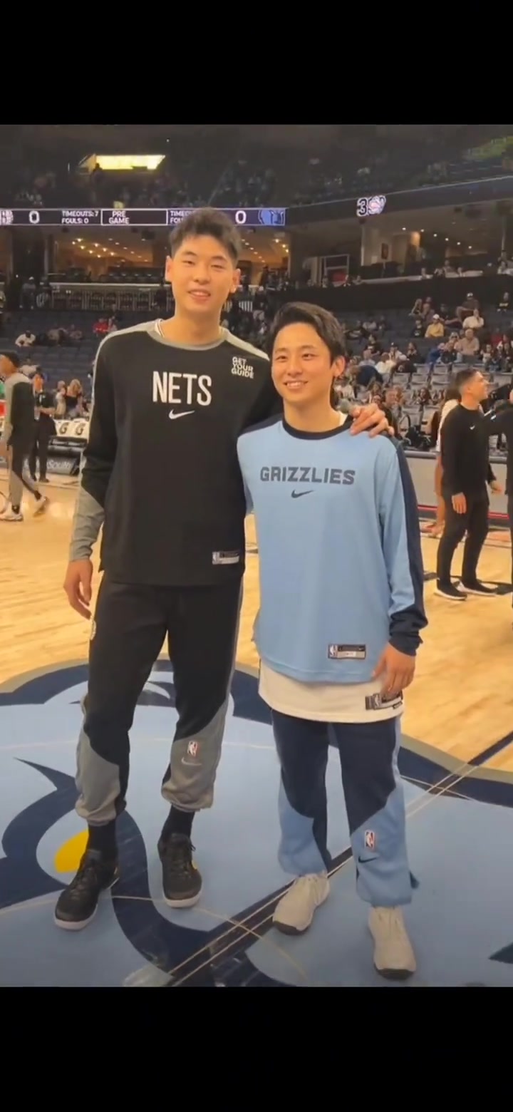 亞洲人的驕傲！崔永熙和河村勇輝賽前合影留念