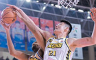 胡金秋戰(zhàn)44分鐘，17中9得22分12板，三分7中3惜敗加時。