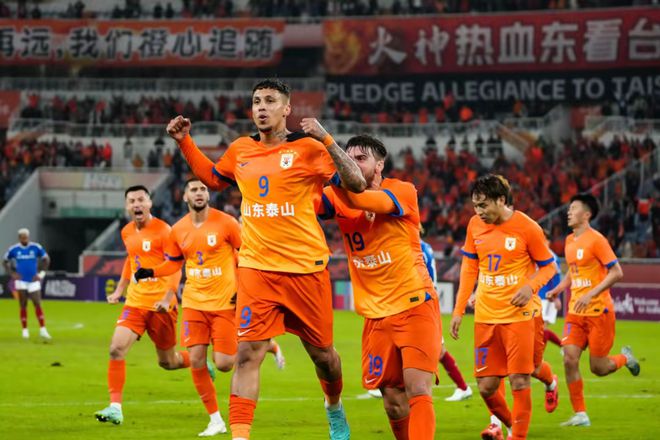 體壇午間速遞：亞冠山東泰山戰(zhàn)浦項(xiàng)制鐵，皇馬歐冠負(fù)AC米蘭。