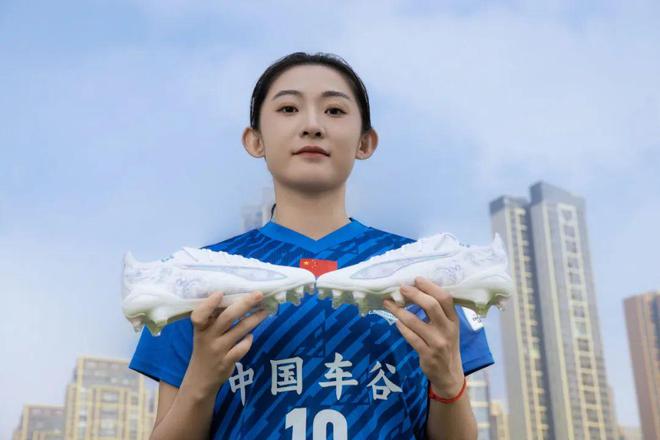姚偉專訪：佛系前行，踏實每步！