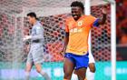 魯能鋒霸31歲留洋五大聯(lián)賽，新東家揭曉，國足主力曾效力。