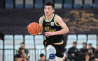 孫銘徽缺陣，廣廈6連勝受考驗；上海爭3連勝。