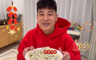 武磊分享餃子視頻，祝新年幸福安康！