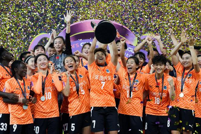 鄂媒：武漢女足三連勝，征戰(zhàn)全國賽程。