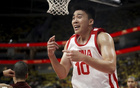 王俊杰19歲表現(xiàn)亮眼，17分鐘高效得分！8分4板，三分球命中兩記。